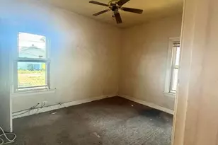6446 Crescent Pl, Hammond, IN 46324 - Photo 10