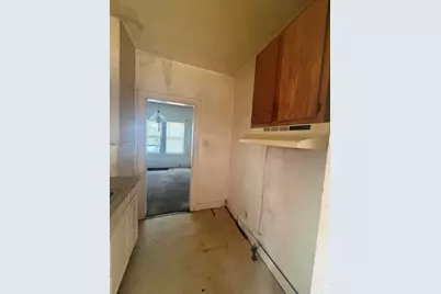 6446 Crescent Place, Hammond, IN 46324 - Photo 4