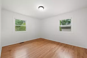 766 Fremont Rd, Valparaiso, IN 46385 - Photo 14