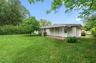 766 Fremont Rd, Valparaiso, IN 46385 - Photo 20