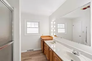 1009 Illinois St, Valparaiso, IN 46383 - Photo 18