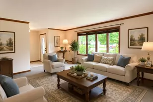 1629 Almond St SW, Demotte, IN 46310 - Photo 4