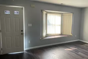 6082 Pennsylvania St, Merrillville, IN 46410 - Photo 6