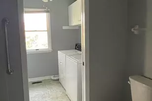 6082 Pennsylvania St, Merrillville, IN 46410 - Photo 22