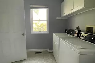 6082 Pennsylvania St, Merrillville, IN 46410 - Photo 26