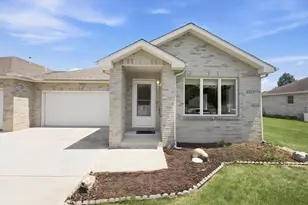1001 Carnation St SE, Demotte, IN 46310 - Photo 1