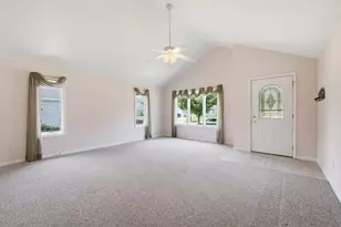 1001 Carnation St SE, Demotte, IN 46310 - Photo 4