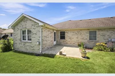 1001 Carnation Street SE #B, Demotte, IN 46310 - Photo 32