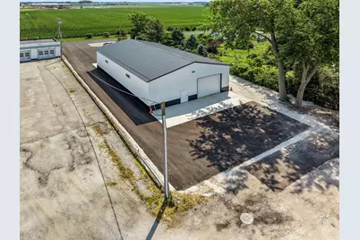 409 N Ohio Street, Wanatah, IN 46390 - Photo 6