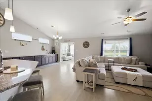 13947 Breakwater Ln, Cedar Lake, IN 46303 - Photo 10