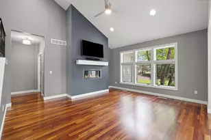 961 Monterey Dr, Chesterton, IN 46304 - Photo 10