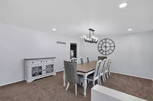 8621 W 86th Ct, Dyer, IN 46311 - Photo 6