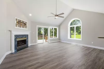 944 Cornwallis Lane, Munster, IN 46321 - Photo 2