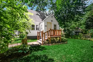 1820 Warren St, Lake Station, IN 46405 - Photo 2