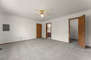 2111 Dorchester Ln, Schererville, IN 46375 - Photo 10