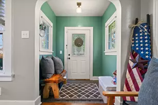 221 N Pennsylvania St, Hobart, IN 46342 - Photo 8