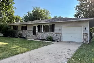 2970 Monnier St, Portage, IN 46368 - Photo 2