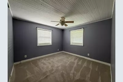 2223 W Oak Street, La Porte, IN 46350 - Photo 14