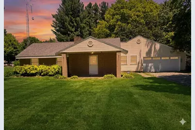 2223 W Oak Street, La Porte, IN 46350 - Photo 2