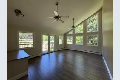 2223 W Oak Street, La Porte, IN 46350 - Photo 4
