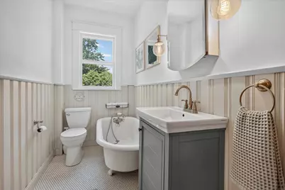 909 Pennsylvania Avenue, La Porte, IN 46350 - Photo 26