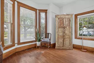 909 Pennsylvania Ave, La Porte, IN 46350 - Photo 8