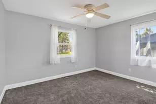760 Acadia Rd, Valparaiso, IN 46385 - Photo 36