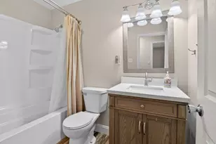 760 Acadia Rd, Valparaiso, IN 46385 - Photo 26