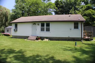 39 S Evergreen Park, Valparaiso, IN 46385 - Photo 1