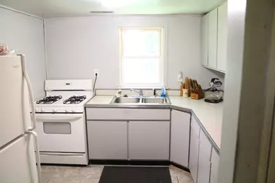 39 S Evergreen Park, Valparaiso, IN 46385 - Photo 4