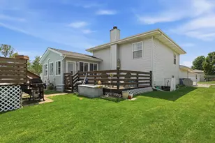 10667 Millard Dr, Saint John, IN 46373 - Photo 24
