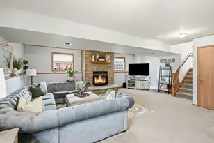 10667 Millard Dr, Saint John, IN 46373 - Photo 18