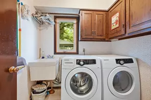 9218 Greenwood Ave, Munster, IN 46321 - Photo 14