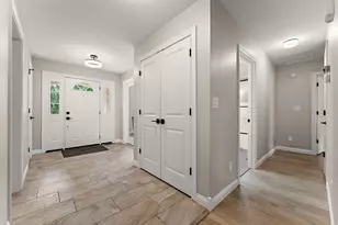 8530 Heather Ct, Saint John, IN 46373 - Photo 4