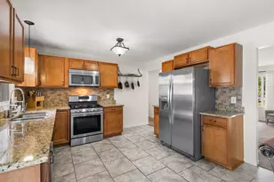5272 Robbins Ave, Portage, IN 46368 - Photo 8