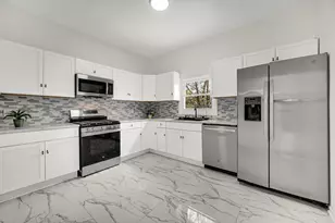 2019 Davidson Pl, Whiting, IN 46394 - Photo 8