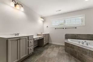 98 Muirfield Dr, Valparaiso, IN 46385 - Photo 26