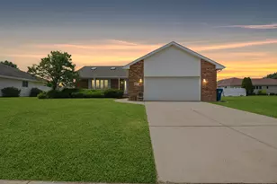 2968 Autumn Ln, Dyer, IN 46311 - Photo 1