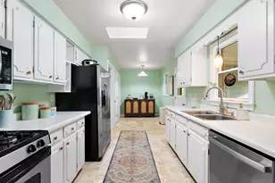 124 6th Ave NW, Demotte, IN 46310 - Photo 8