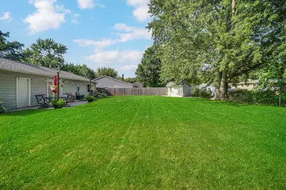2208 Berwick Drive, Valparaiso, IN 46383 - Photo 16