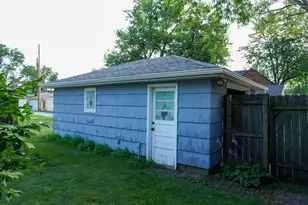803 N Broad St, Griffith, IN 46319 - Photo 6