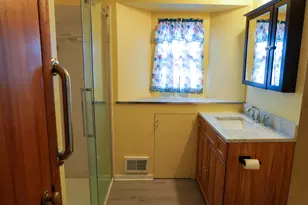 803 N Broad St, Griffith, IN 46319 - Photo 14