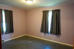 803 N Broad St, Griffith, IN 46319 - Photo 16