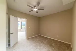 226 W William St, Michigan City, IN 46360 - Photo 14