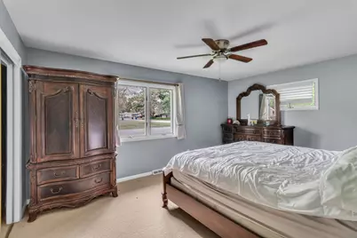 8784 W Oakwood Drive, Saint John, IN 46373 - Photo 14