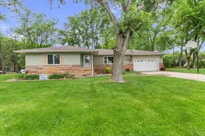 8784 W Oakwood Drive, Saint John, IN 46373 - Photo 2
