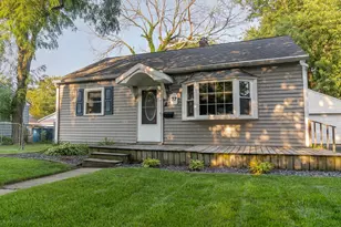 27 Walnut Pkwy, Crown Point, IN 46307 - Photo 1