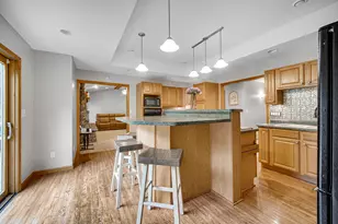 2800 Goldfinch St, Portage, IN 46368 - Photo 8