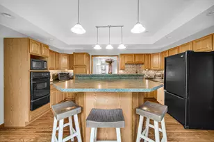 2800 Goldfinch St, Portage, IN 46368 - Photo 4