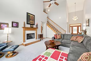 2654 Mariestad Dr, Valparaiso, IN 46385 - Photo 16